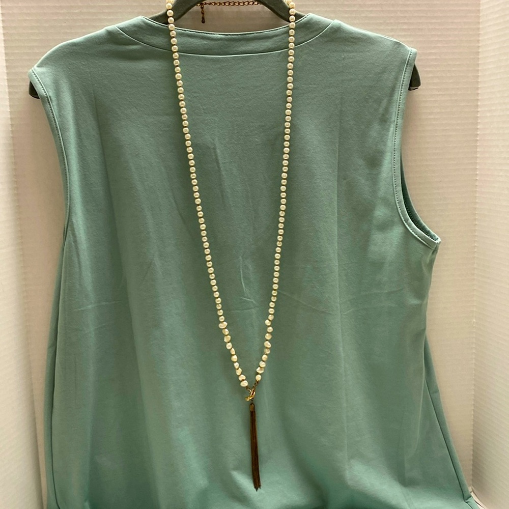 Long faux pearl necklace 22 1/2 inch drip